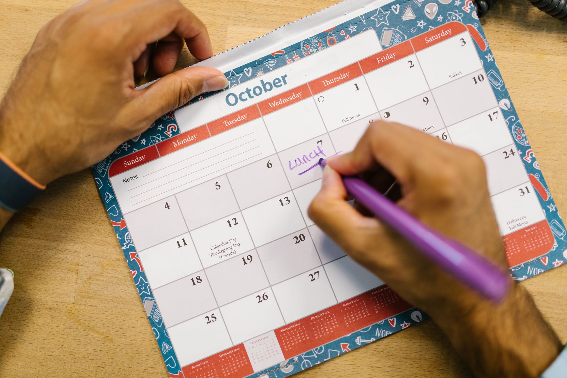 How To Plan Your Timeline When Launching Your Fashion Brand
